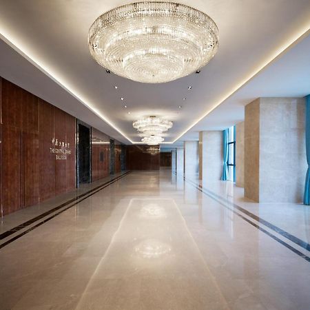 Sheraton Grand Zhengzhou Hotel Exterior photo