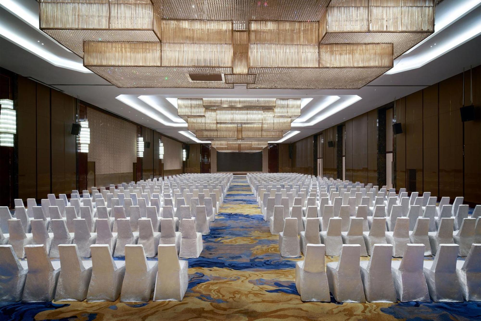 Sheraton Grand Zhengzhou Hotel Exterior photo