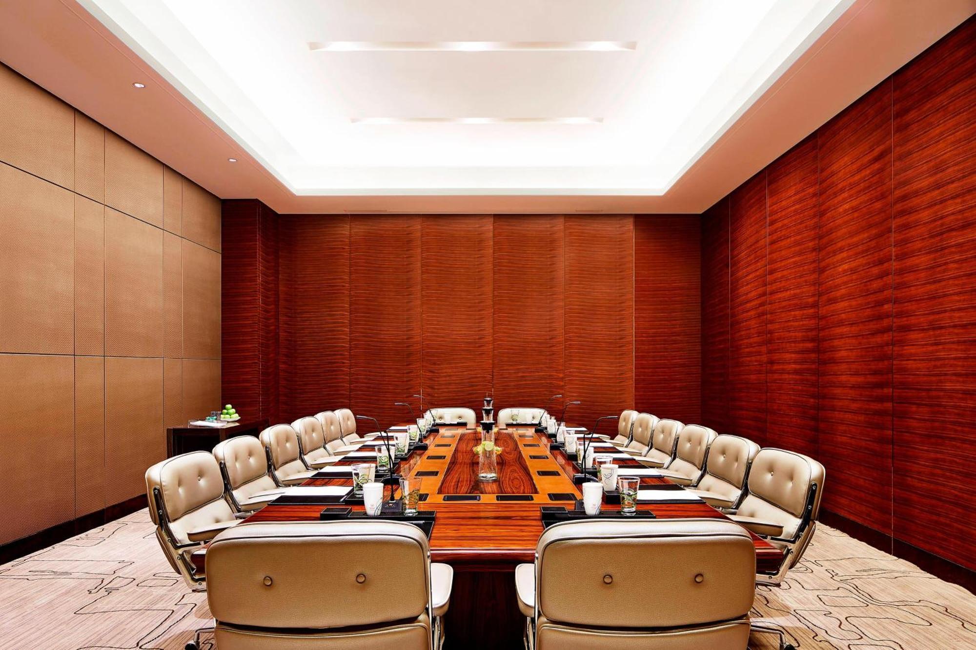 Sheraton Grand Zhengzhou Hotel Exterior photo
