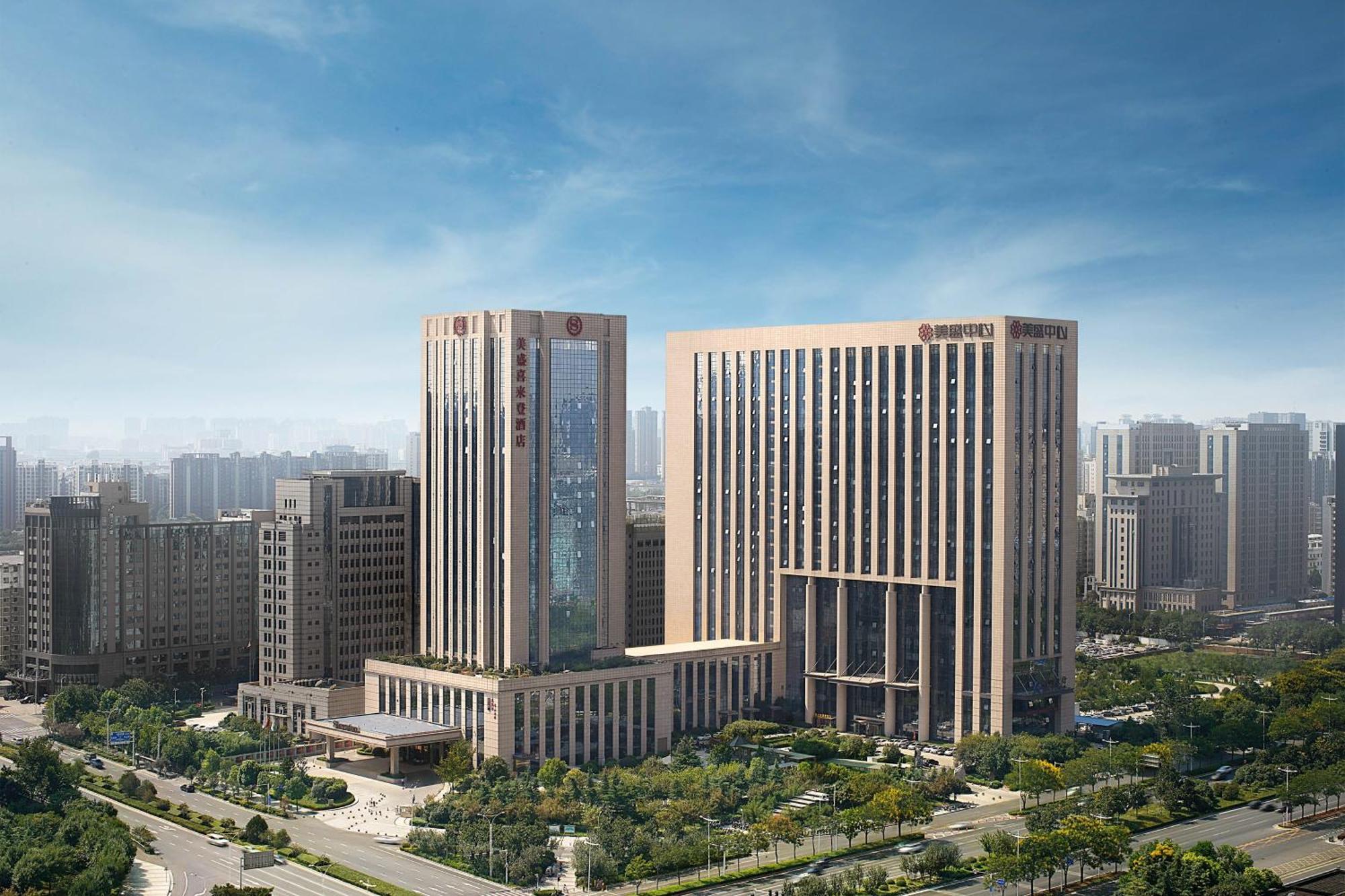 Sheraton Grand Zhengzhou Hotel Exterior photo